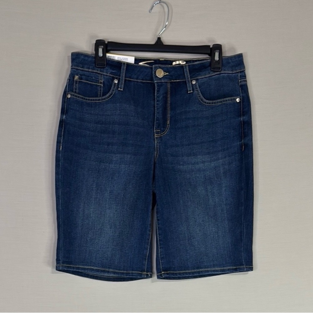 Seven7 Sunset Bermuda Denim Shorts NWT Stretch Mid Rise Size 8